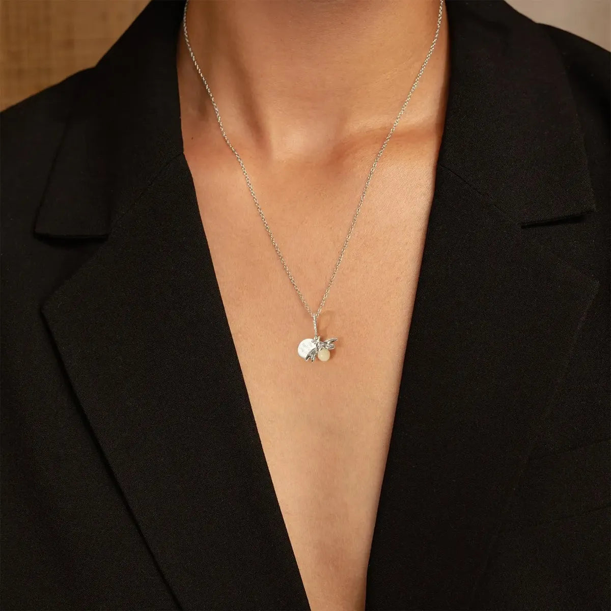 Collar luciernaga + Caja de regalo - El regalo perfecto✨