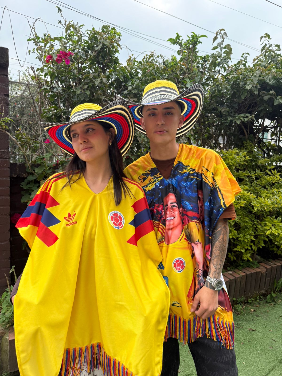 PONCHO SELECCION COLOMBIA MUNDIAL 2026